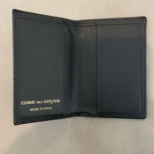 Comme does garçons wallet, black.